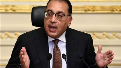 رئيس الوزراء يوجه المحافظين بضبط الأسواق ومنع استغلال تعديل أسعار الوقود في رفع الأسعار