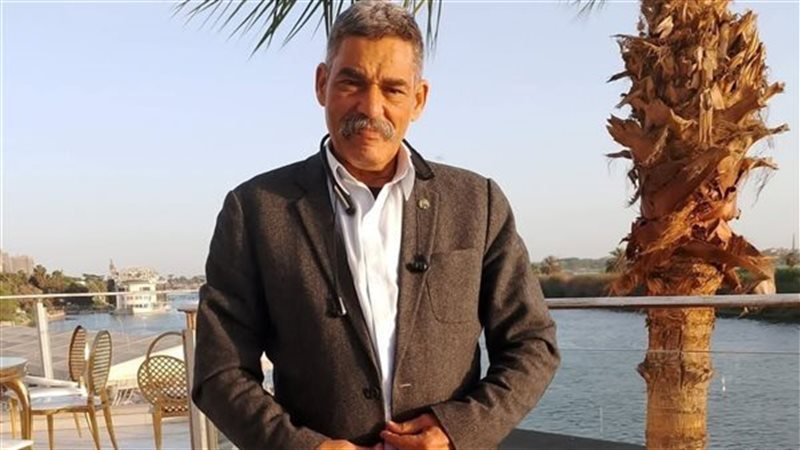 الفنان اشرف بوزيشن