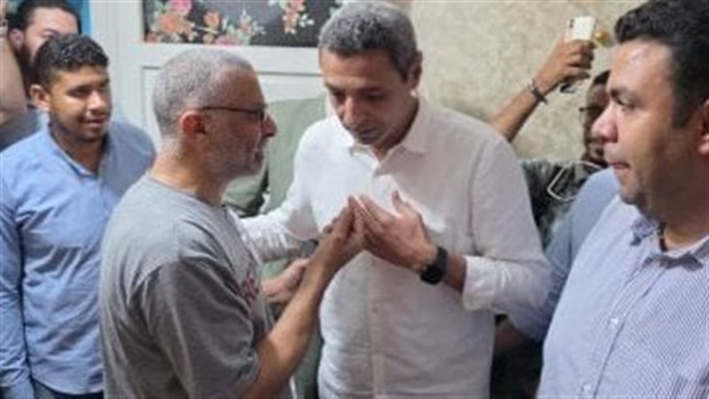محافظ السويس
