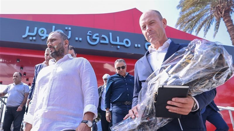 تغيير اسم المدرب