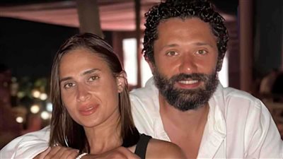 كريم محمود عبد العزيز ينفصل رسميًا عن زوجته آن الرفاعي بعد خلافات أسرية