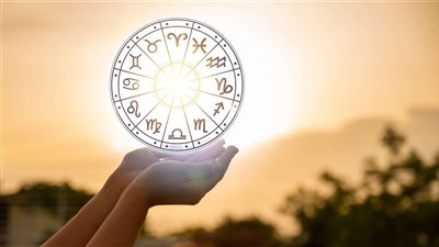 5 أبراج يعرف عنها الأنانية وحب الذات ومصالحها الشخصية فوق الكل منها العقرب والجدى