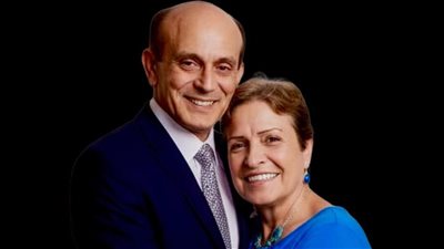 محمد صبحي وزوجته الراحلة 