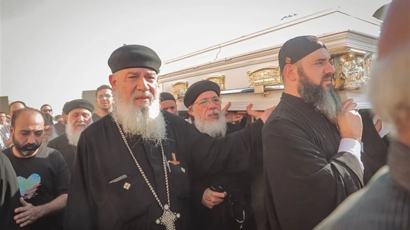 ننشر صور صلوات جنازة