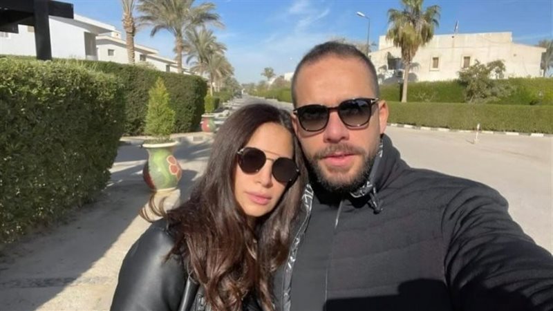 آمال ماهر وزوجها