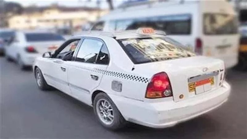 ركوب سيارات الأجرة