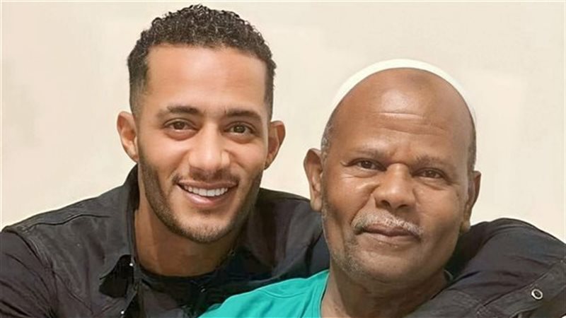 جنازة والد محمد رمضان