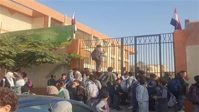 تعليم القليوبية يؤكد دخول جميع التلاميذ المتأخرين بمدرسة العبور دون استثناء