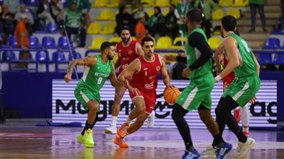 اشتباك جمهور الأهلي والاتحاد 