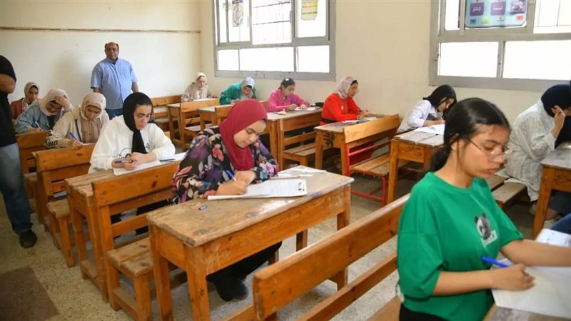 مقررات اختبار شهر