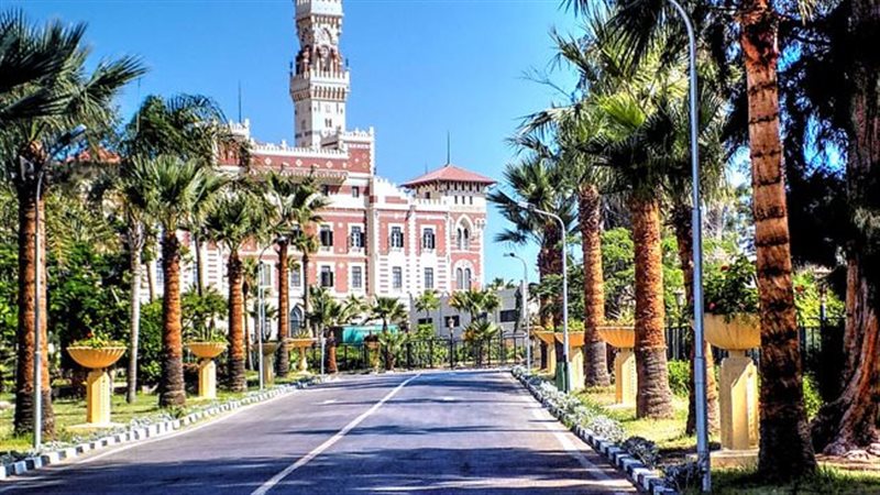 رئيس محكمة يتخلص