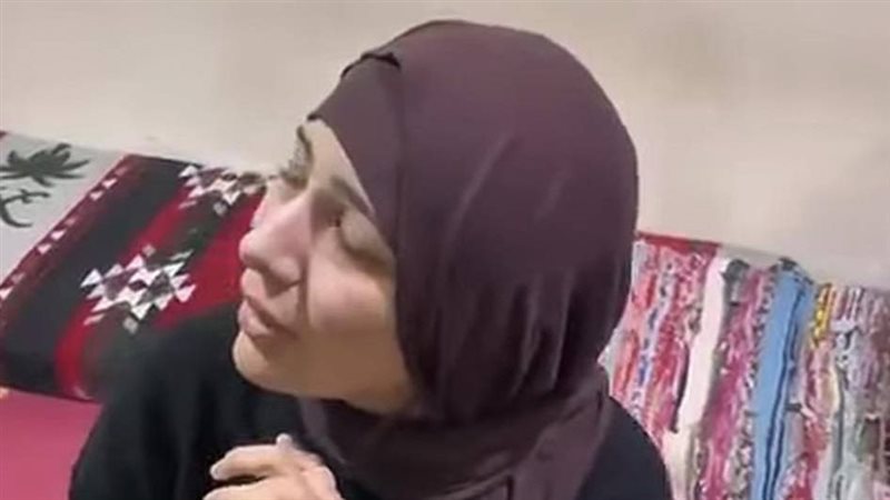 فتاة فيديو البشعة