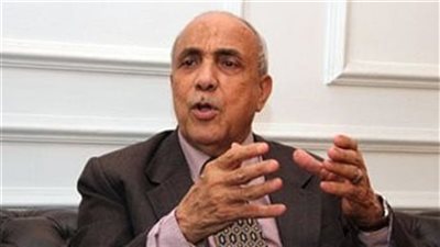 وزير التموين الأسبق 