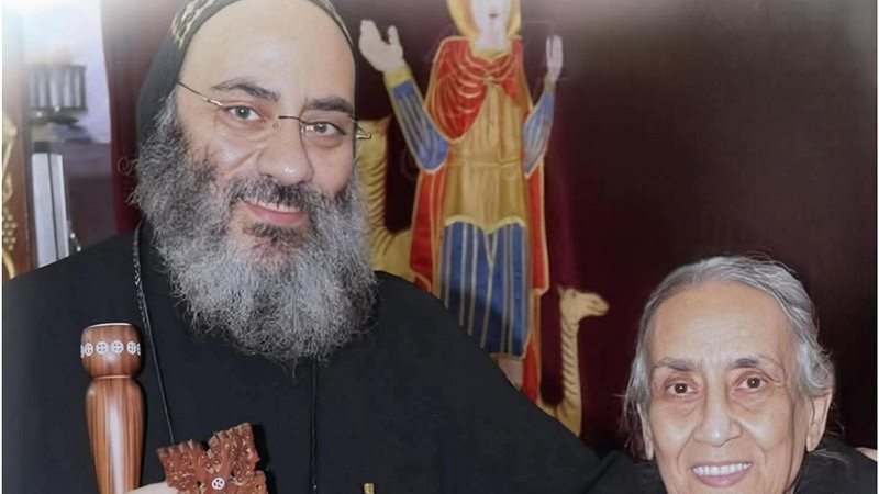 رحيل الأم الفاضلة