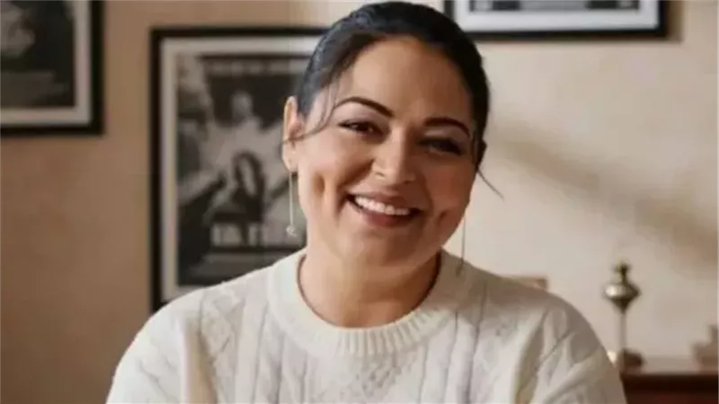 نيفين مندور