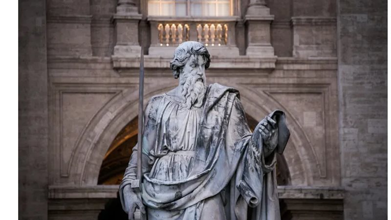 تمثال بولس الرسول