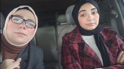 آية محمد وأميرة همام 