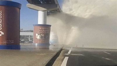 انفجار ماسورة مياه المونوريل 