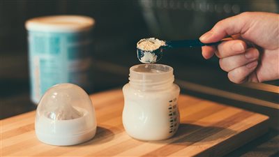 سحب نستله لدفعات محددة من حليب الأطفال  