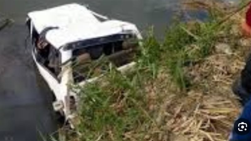 غرق ميكروباص