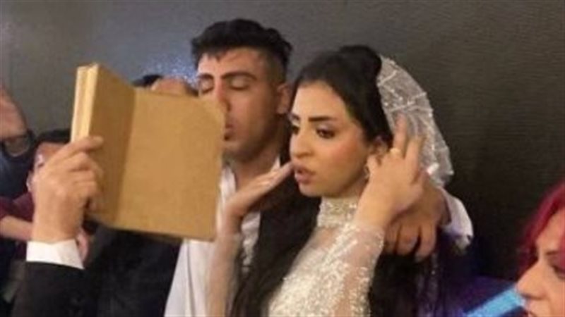 فرح كروان مشاكل