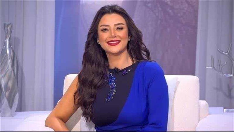 رضوى الشربيني تعلق