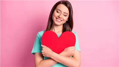 الأبراج المتأثرة عاطفيًا في فبراير 2026.. الحمل والثور والحوت والسرطان والأسد والعذراء