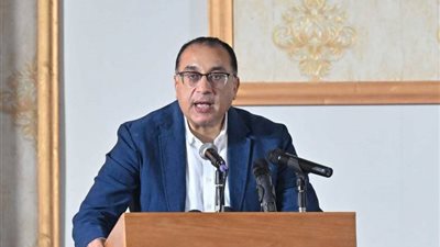 سيناريوهات متعددة قبل التعديل الوزاري 