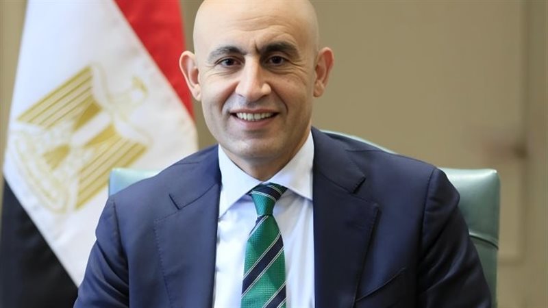 حركة تغييرات وتنقلات