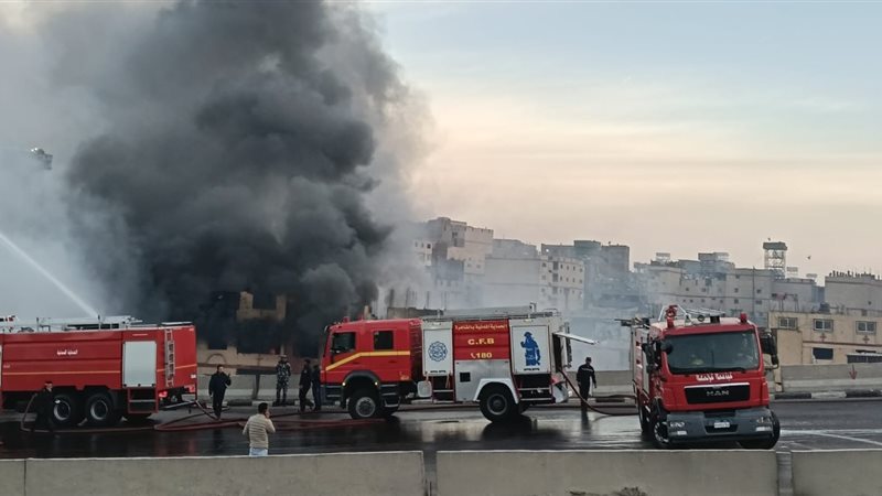 الدفع بـ10 سيارات