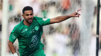   الأهلي ضد شباب الأهلي 