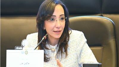 جاكلين عازر 