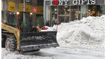 نيويورك تواجه تحذير من عاصفة ثلجية منذ سنوات  