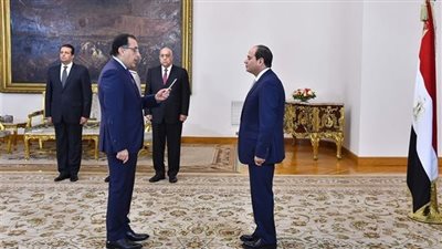 بكري يؤكد ملف التعديل الوزاري يحسم  خلال ساعات والرئيس يعتمد التشكيل ومصدر اداء اليمين الدستوري الأربعاء