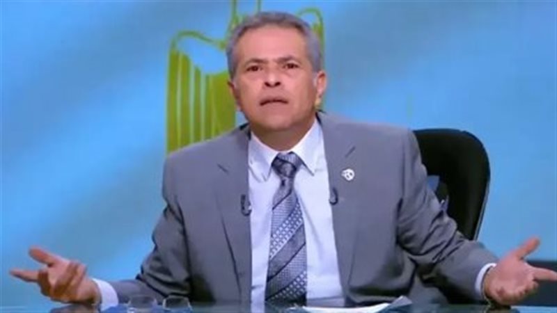 توفيق عكاشة يشيد