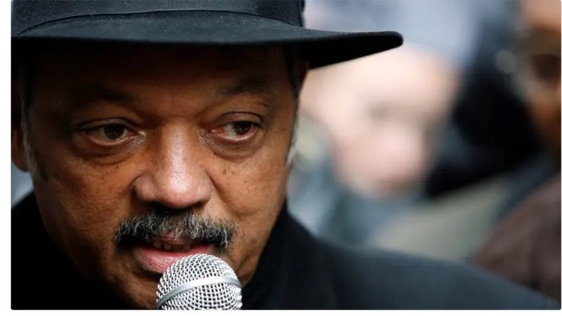 وفاة القس جيسي جاكسون