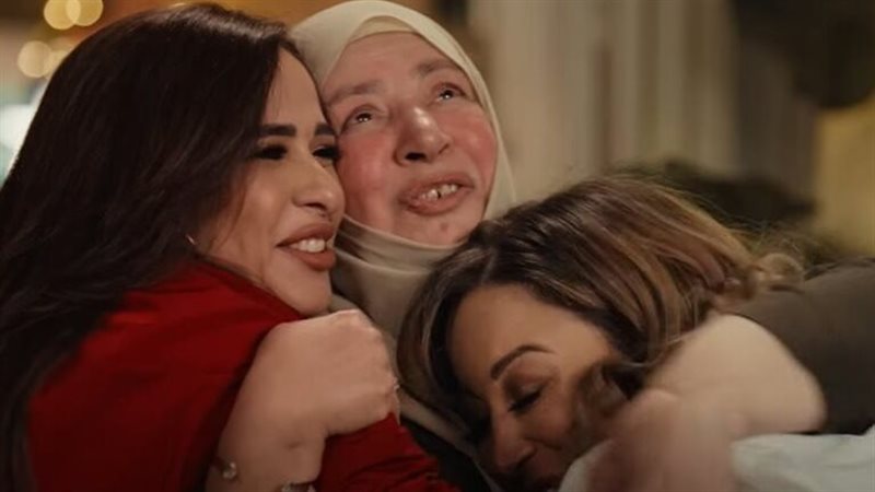 تورم في يد عبلة كامل