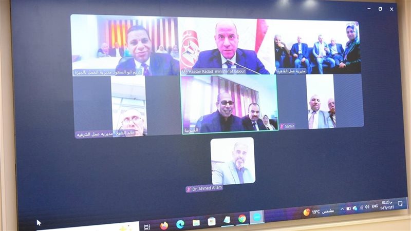 توجيهات وزير العمل