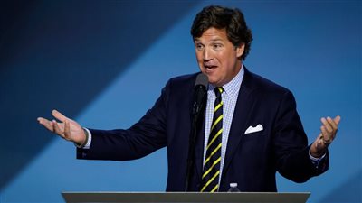 تاكر كارلسون يزعم اعتقال عملاء للموساد في قطر والسعودية بتهمة التخطيط لتفجيرات