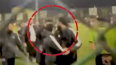 ضرب وغرز: اشتباك ساخن بين إداري الأهلي ومسؤول زد ينتهي بإصابة خطيرة ومحضر بالشرطة 