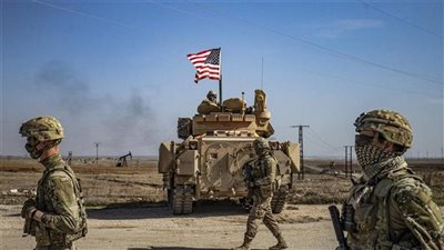  الجيش الأمريكي يستهداف أكثر من 90 هدفًا عسكريًا في جزيرة  