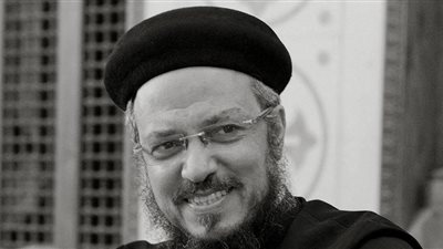 رمسيس غطاس يكشف حقيقة الجدل حول عظة أبونا داود لمعي ورد الكنيسة على الأزمة