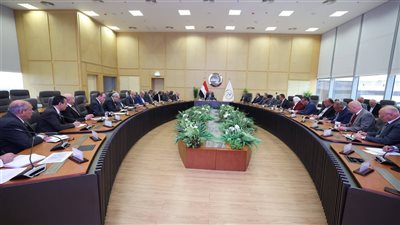 السكة الحديد تلجأ لإيقاف تشغيل عدد من القطارات من أجل ترشيد الكهرباء