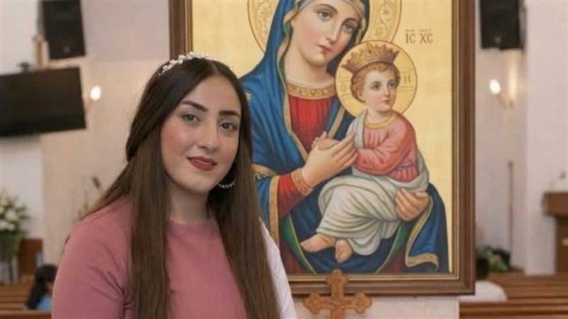 عودة نرجس صابر وطفلتيها