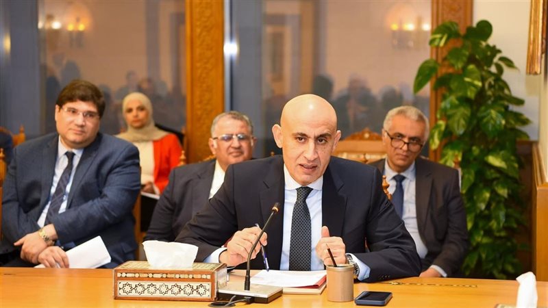 وزير التعليم يعلن