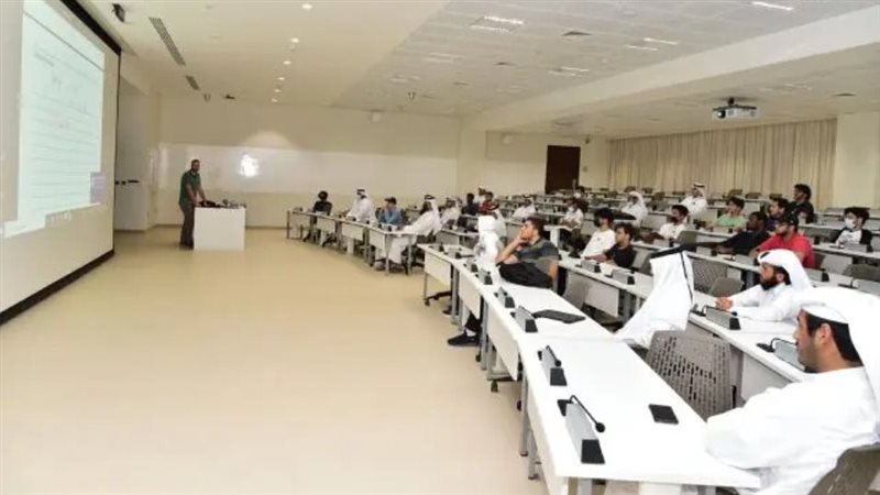 حقيقة إجازة نهاية