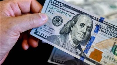 سعر الدولار اليوم في البنوك الحكومية والخاصة مع فروق طفيفة بين الأسعار واستقرار السوق الموازي