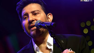 دعوات بالشفاء عبر حساب الفنان هاني شاكر بعد تعرضه لوعكة صحية مفاجئة ودخوله المستشفى