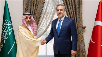 تركيا والسعودية توقعان اتفاق إعفاء التأشيرة لهذه الفئات 