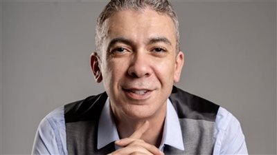 اختفاء غامض للطبيب ضياء العوضي بدبي وخالد منتصر يطرح تساؤلات بشأن القبض عليه وتدخل الشرطة بالإمارات